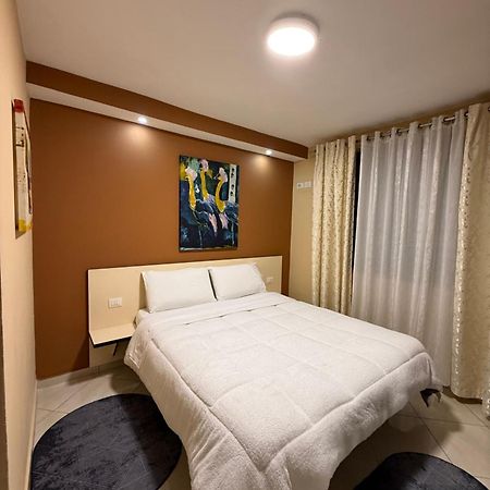 Hotel M&S Tirana Eksteriør billede