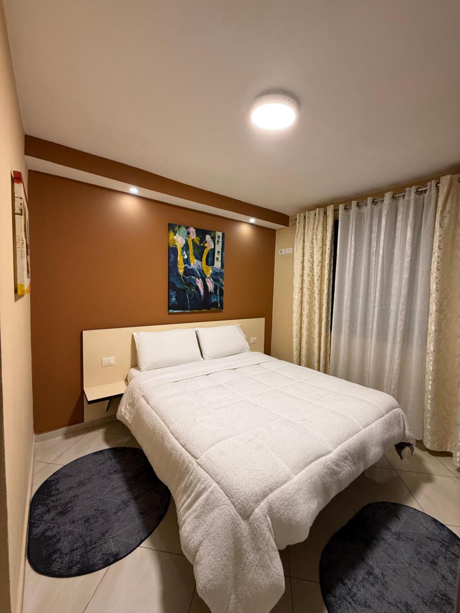 Hotel M&S Tirana Eksteriør billede