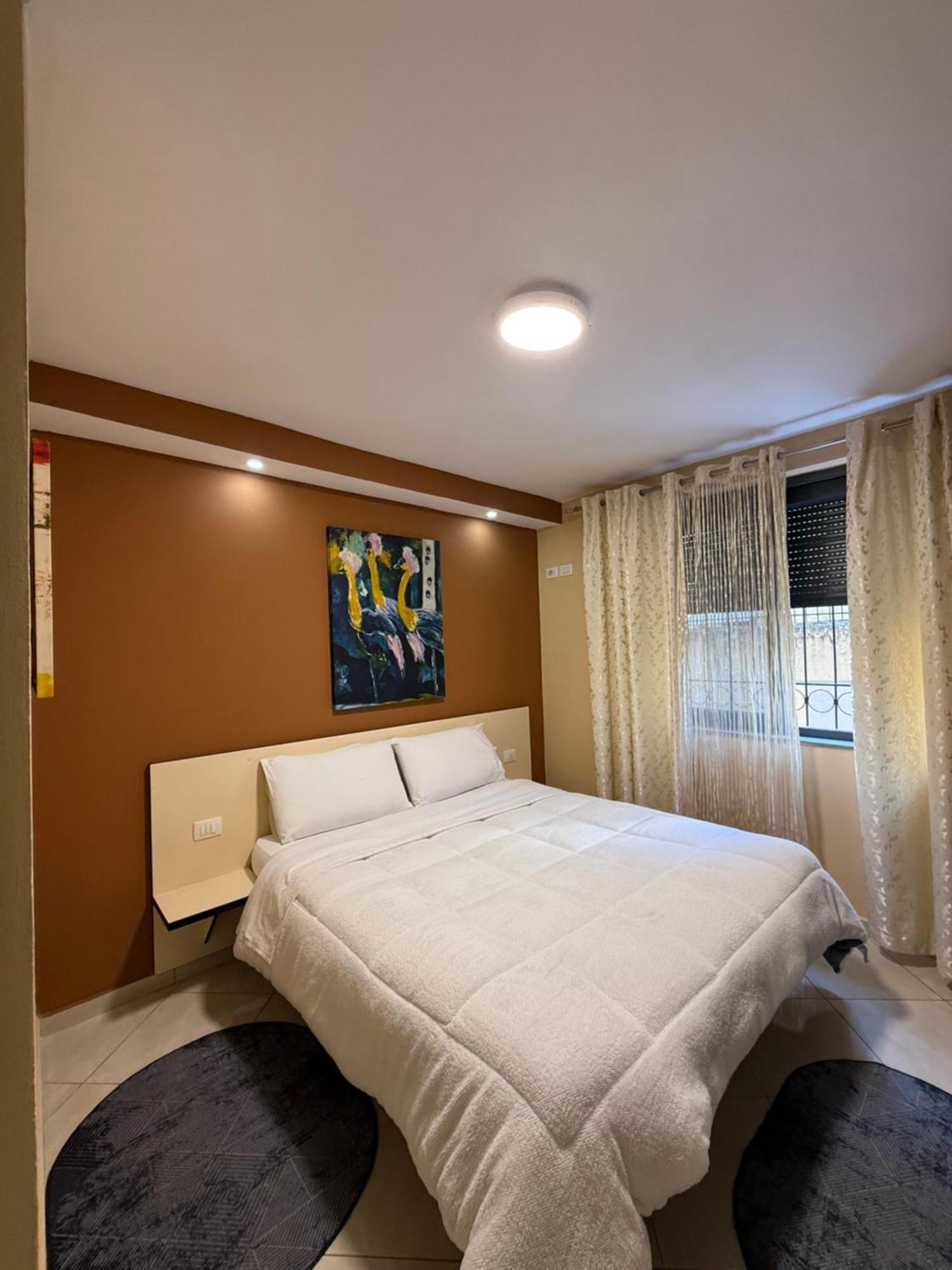 Hotel M&S Tirana Eksteriør billede