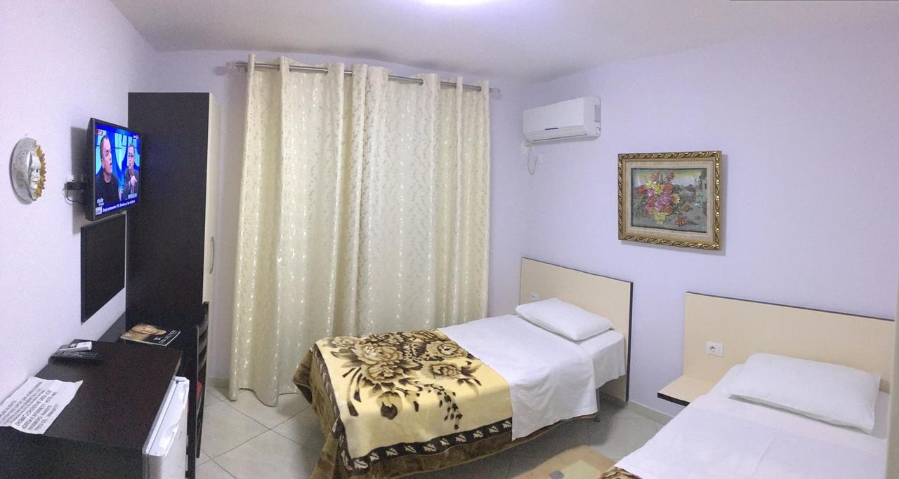 Hotel M&S Tirana Eksteriør billede